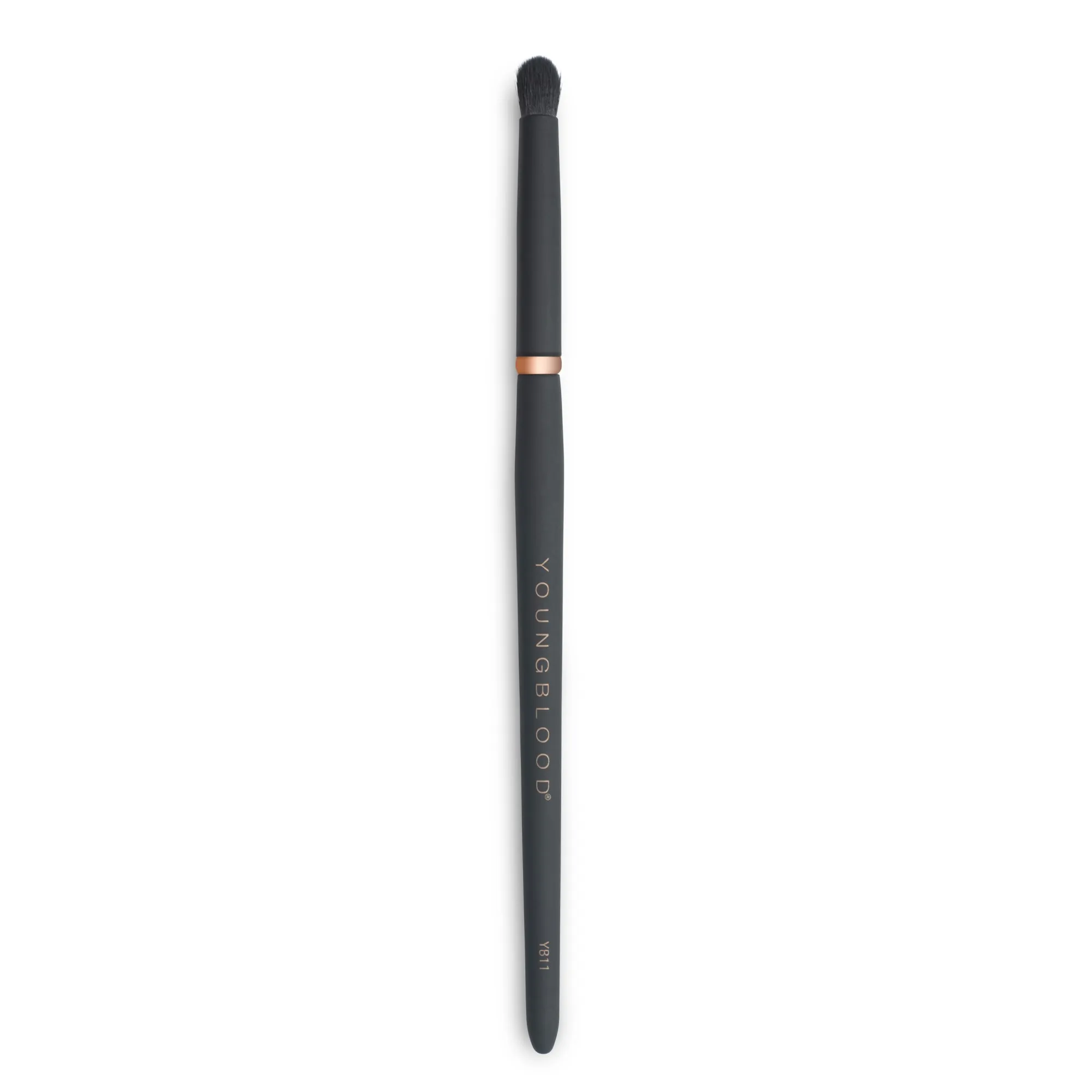 Youngblood YB11 Crease Brush Пензлик для нанесення і розтушовування тіні у зовнішньому куточку та складці повіки - Фото