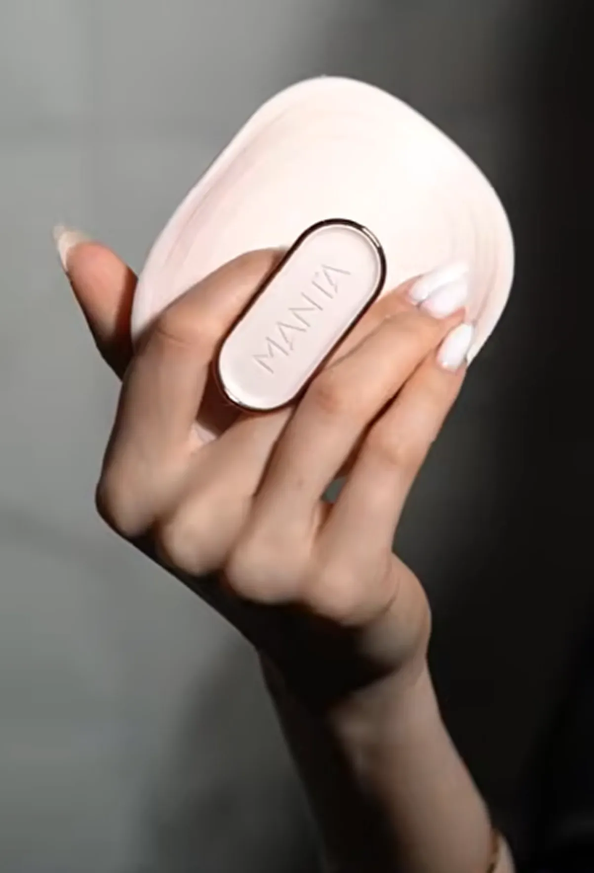 Manta Brush Pink/Rose Gold 💗 Рожева щітка для волосся — стиль та догляд - Фото