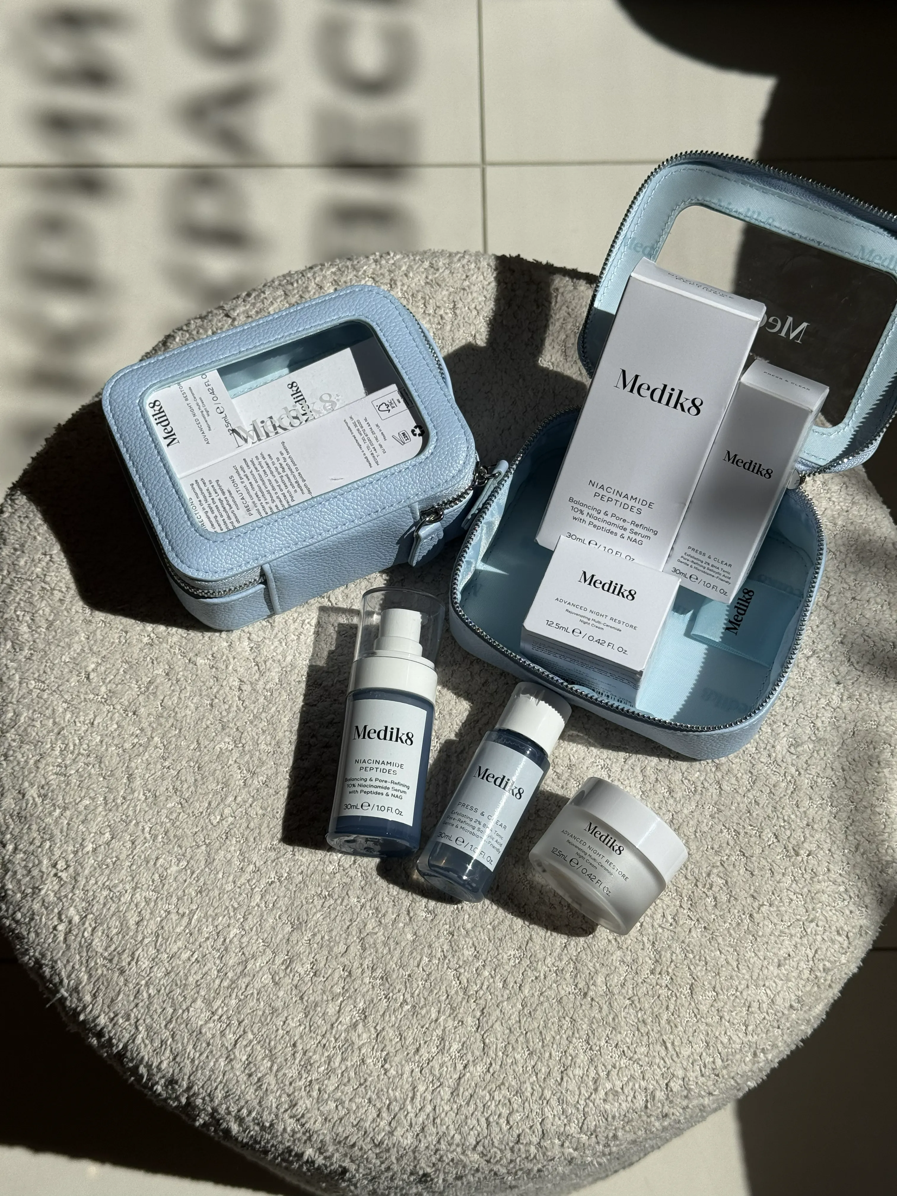 Medik8 Travel Ready Skin Зручний набір для сяйва та комфорту шкіри
